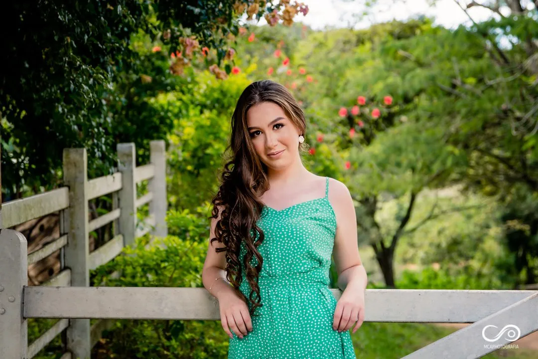 Debutante em ensaio de 15 anos