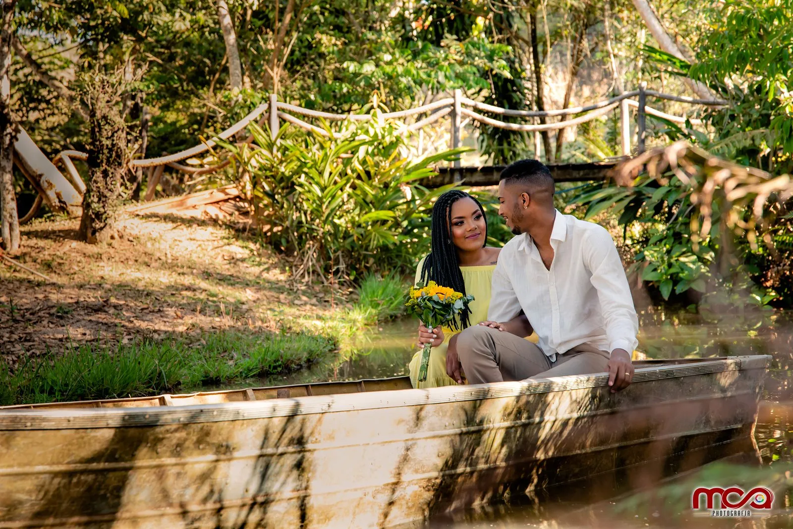 Casal em ensaio pré-wedding